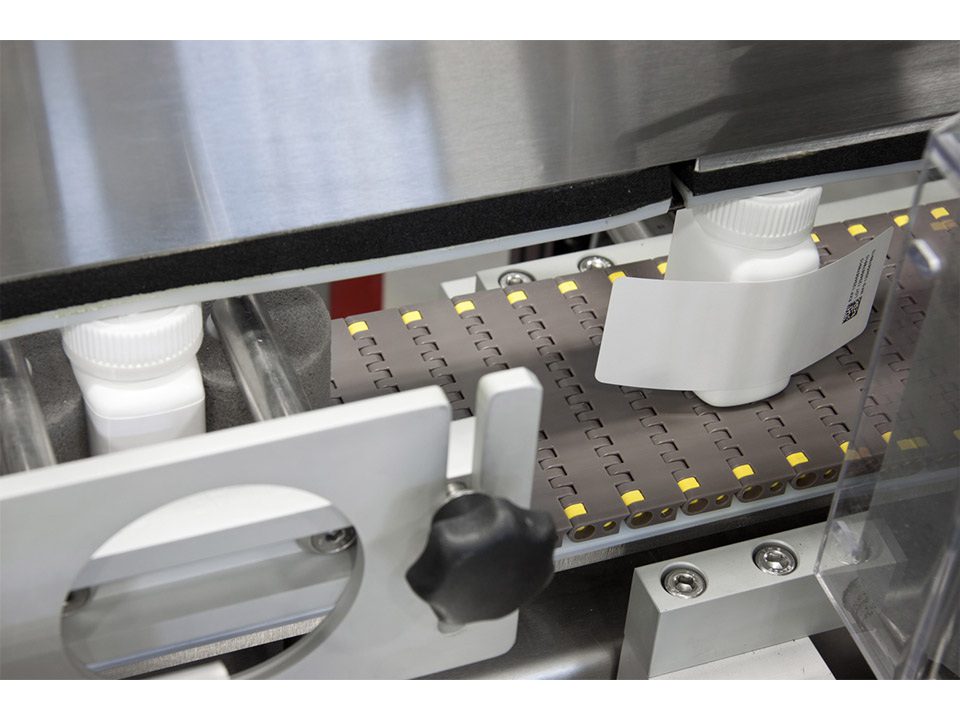 Njm Labeler Machine Servo-Driven Precision Labeling - AUTOCOLTâ„¢ 326 IV Labeler for Various ...